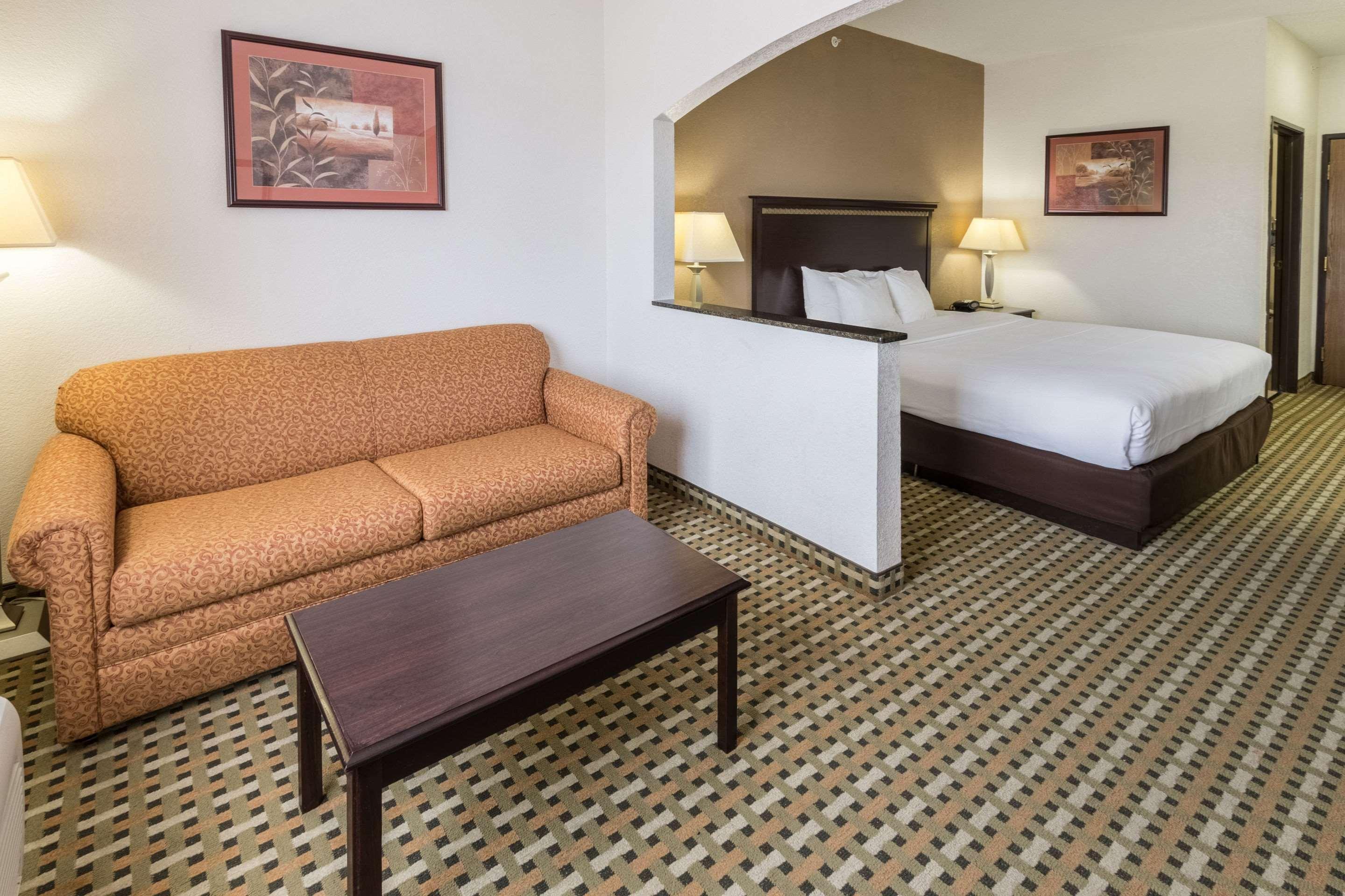 Quality Suites Burleson - Ft Worth Kültér fotó