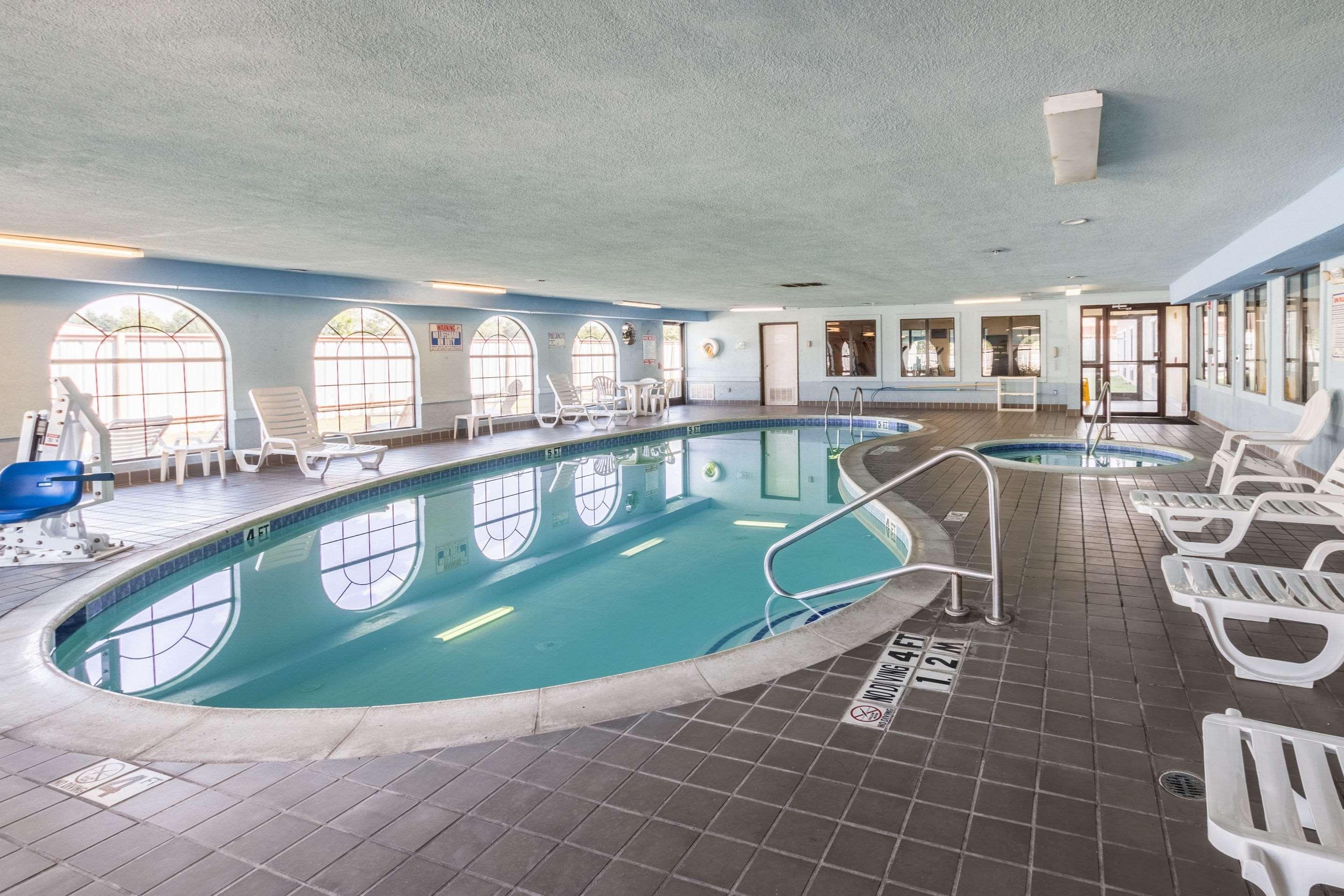 Quality Suites Burleson - Ft Worth Kültér fotó