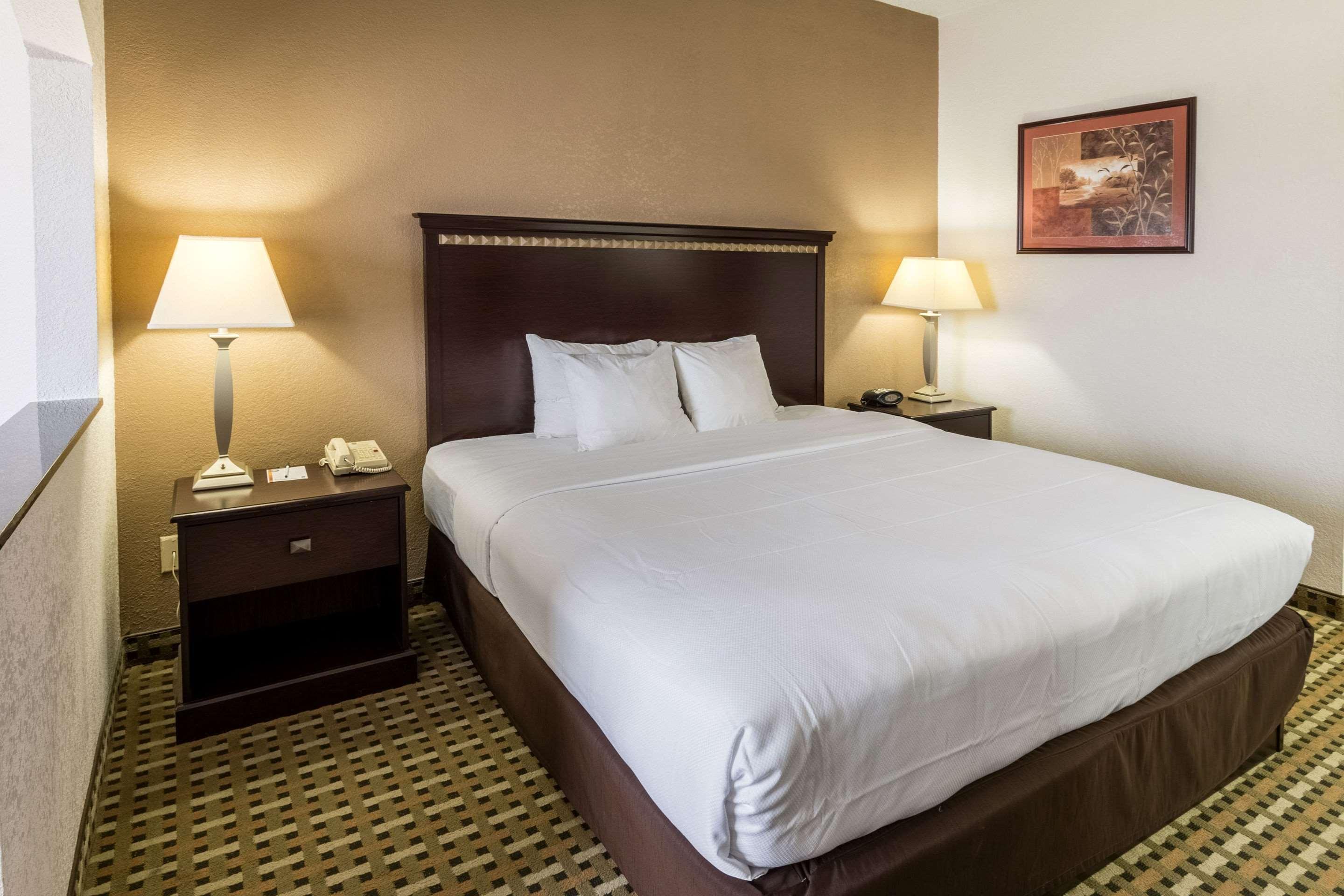 Quality Suites Burleson - Ft Worth Kültér fotó